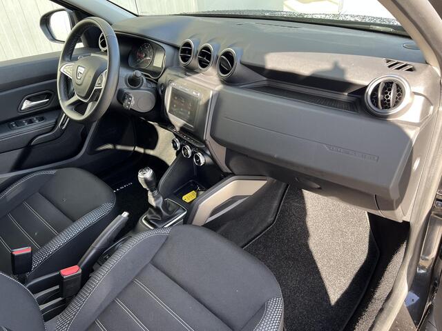 Dacia DUSTER 1.3 TCe 130 Prestige | Navigatie | Camera | Clima |
