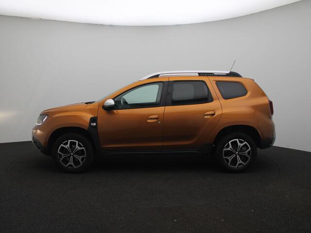 Dacia DUSTER TCe 130 Prestige | Climate Control | Navigatie | Lichtmetalen velgen | Sensoren achter met achteruitrijcamera | Dacia handsfree card voor het openen sluiten en starten | Metaalkleur |