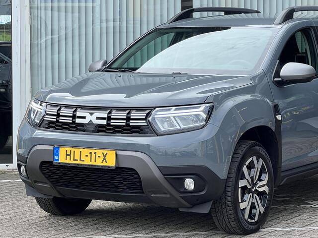 Dacia DUSTER 1.3 TCe 150 Journey | Navigatie | Achteruitrijcamera | Stoelverwarming | LED | Climate Control | Parkeersensoren | Cruise Control | Lichtmetaal |