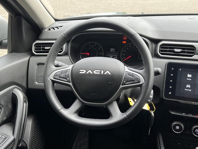 Dacia DUSTER 1.3 TCe 150 Journey | Navigatie | Achteruitrijcamera | Stoelverwarming | LED | Climate Control | Parkeersensoren | Cruise Control | Lichtmetaal |