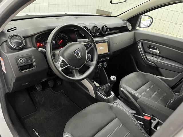 Dacia DUSTER TCe 130 Prestige | Navigatie | Trekhaak | Verwarmde voorstoelen