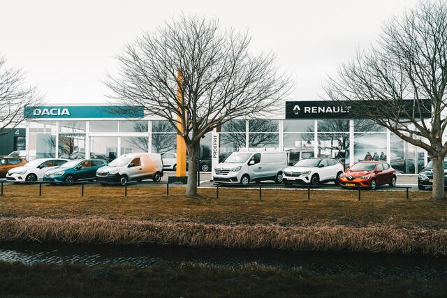 Dacia DUSTER 1.2 TCe 125pk Comfort | LM Velgen | Airco | Cruise | 1500 kg trekgewicht | incl. Bovag rijklaarpakket met 12 maanden garantie |