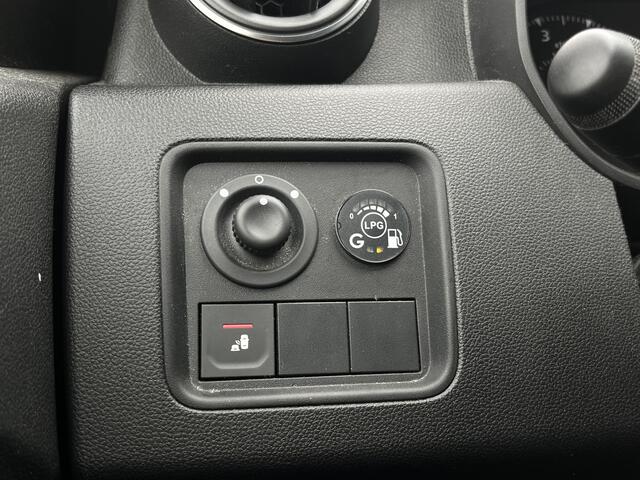 Dacia DUSTER 1.0 TCe Bi-Fuel Prestige / Dealer onderhouden / LPG-G3 / Apple Carplay - Android Auto / Camera 360' / Blind spot Warning / 17'' LMV /