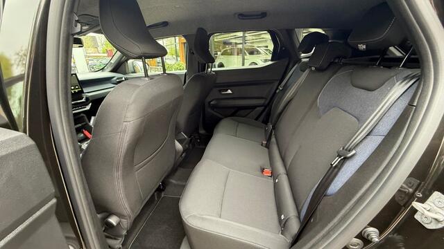 Dacia DUSTER 1.6 HYB 140 JOURNEY / Trekhaak+Winter+Parking+Allweatherb