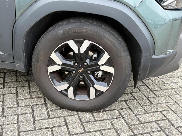 Dacia DUSTER 1.2 TCe 130 mild hybrid Extreme NAVI / LICHTMETAAL / CRUISE CONTROL / CLIMATE CONTROL / PARKEERCAMERA / 1 EIGENAAR + FABRIEKSGARANTIE!