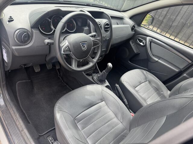 Dacia DUSTER 1.6 SCe 4x2 Leer/Navi/Cruise/Stoelverw/PDC