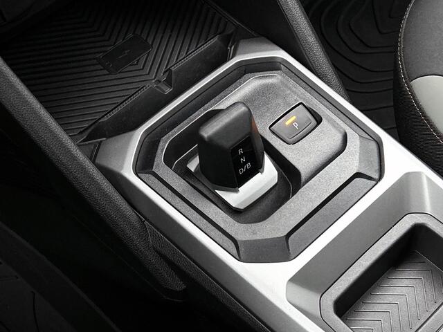 Dacia DUSTER 1.6 Hybrid 140 Extreme 360 Camera, Carplay, All season