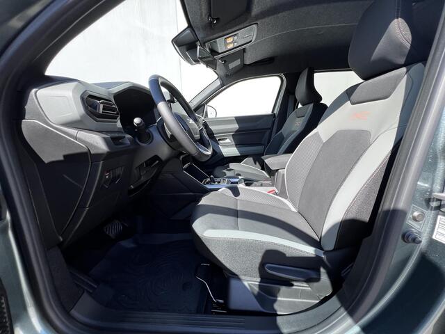 Dacia DUSTER 1.6 Hybrid 140 Extreme Automaat / Weinig km / Navigatie / Camera 360° / Apple Carplay Android / Dode hoek detectie /