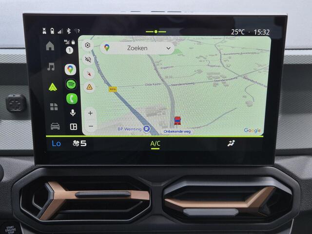 Dacia DUSTER 1.6 Hybrid 140 Extreme Automaat / Techno-pakket / Apple Carplay Android Auto / Achteruitrijcamera / Cruise control / Navigatie / Climate control / Parkeersensoren voor en achter / Keyless Entry/Start /