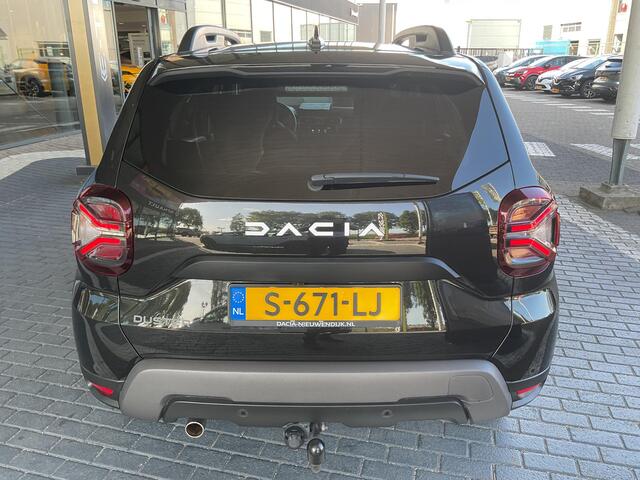 Dacia DUSTER 1.3 TCe 150 Journey / AUTOMAAT / TREKHAAK / SIDEBARS / AIRCO / PARKEERSENSOREN / APPLE CAR EN ANDROID /