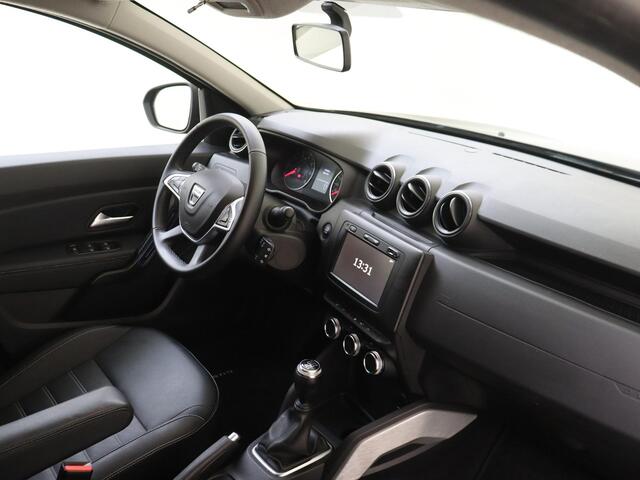 Dacia DUSTER 1.3 TCe Serie Limitee 15th Anniversary | Leder | Trekhaak | Camera