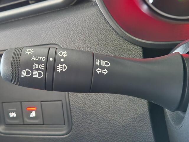 Dacia DUSTER 1.0 TCe 100 Bi-Fuel Journey | NAVIGATIE | SIDE STEPS | BULL BAR | ACHTERUITRIJ CAMERA | PARKEERSENSOREN