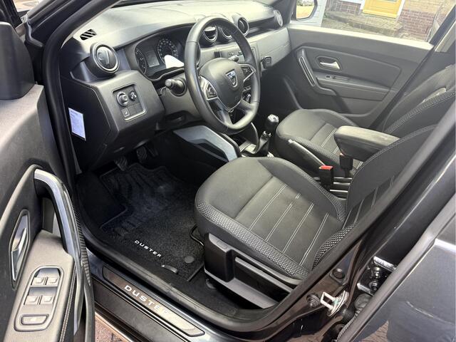 Dacia DUSTER 1.0 TCe Bi-Fuel Prestige Trekhaak, Camera, 17'Lmv