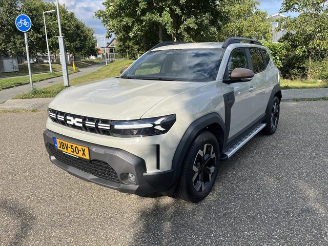 Dacia DUSTER 1.6 Hybrid 140 Extreme APPLE CARPLAY ANDROID AUTO / VERWARMDE VOORSTOELEN / CLIMATE CONTROLE / CRUISE CONTROLE / PARKEERSENSOREN+CAMERA.