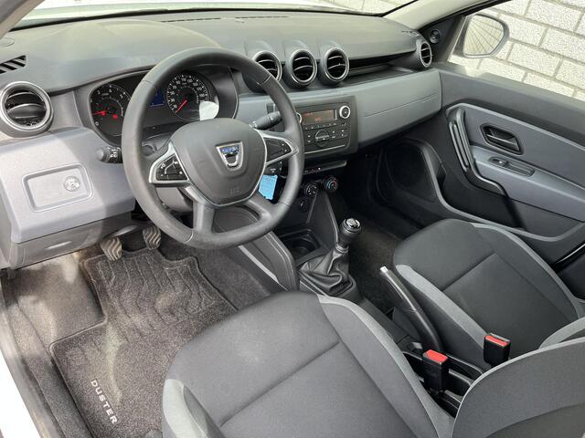 Dacia DUSTER 1.0 TCe Bi-Fuel Essential | Volledig Dealer Onderhouden | Trekhaak | Airco | Bluetooth |