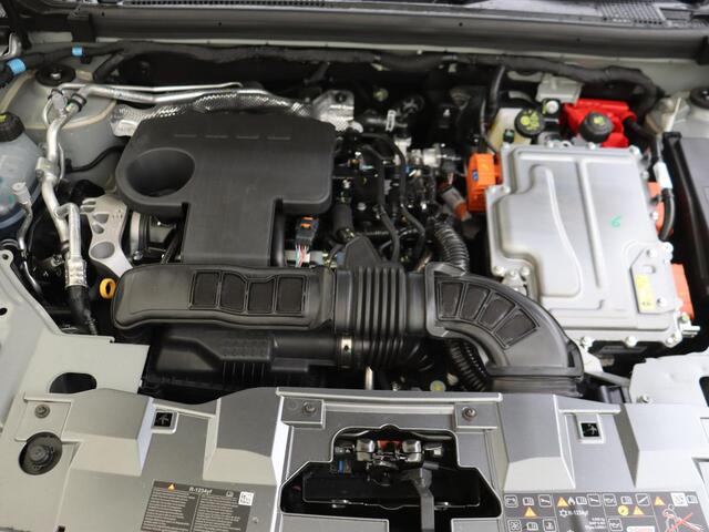 Dacia DUSTER 1.6 Hybrid 140 Extreme Navigatie | Metallic lak | Camera | apple carplay | Android auto