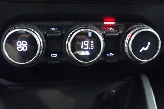 Dacia DUSTER 1.3 TCe Tech Road | Camera | Climate control | Navigatie | AppleCarplay AndroidAuto | Key-less |