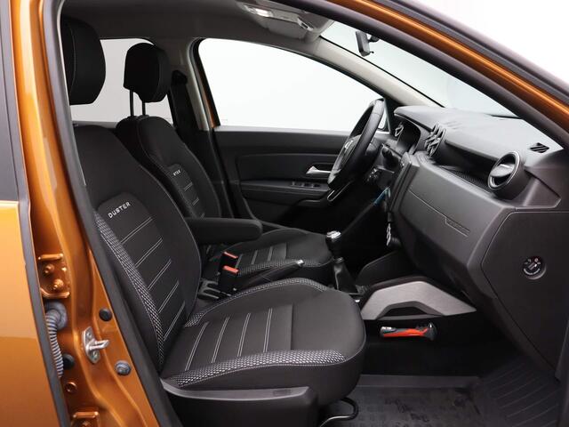 Dacia DUSTER 100pk TCe Bi-Fuel Prestige | LPG-G3 | Trekhaak | Velgen Lichtmetaal | Camera |