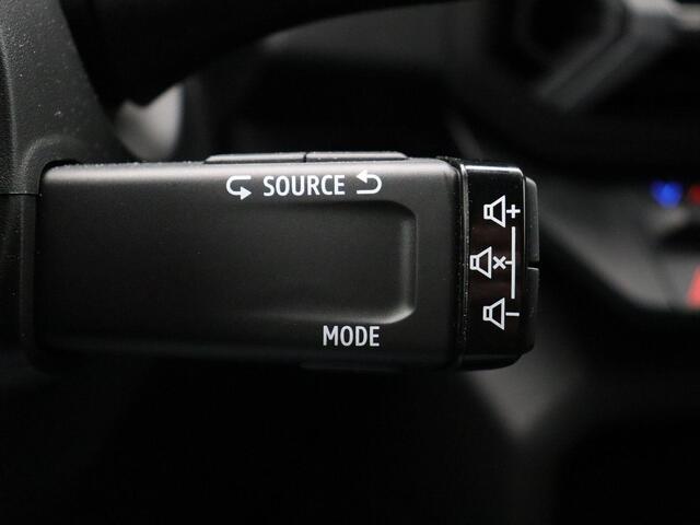 Dacia DUSTER 1.6 Hybrid 140 Journey | Stoel- en stuurwielverwarming | Blind spot warning | 360 graden camera |