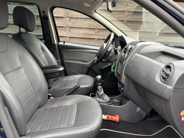 Dacia DUSTER 1.2 TCe 4x2 Prestige / Nieuwe ketting / Airco / Trekhaak / NAP