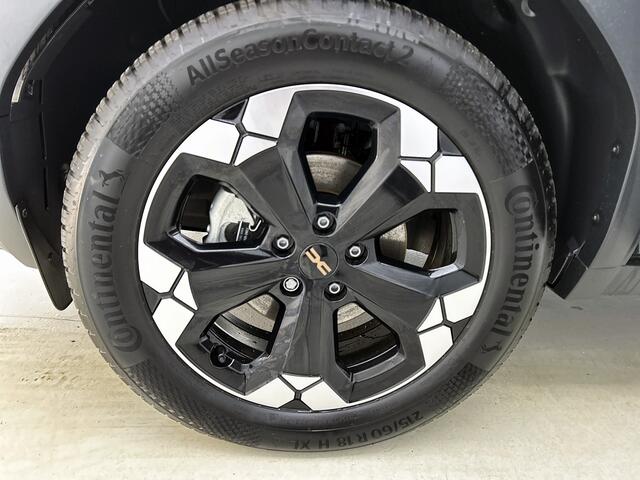 Dacia DUSTER 1.6 Hybrid 140 Extreme Trekhaak, 360 camera, Winter pack