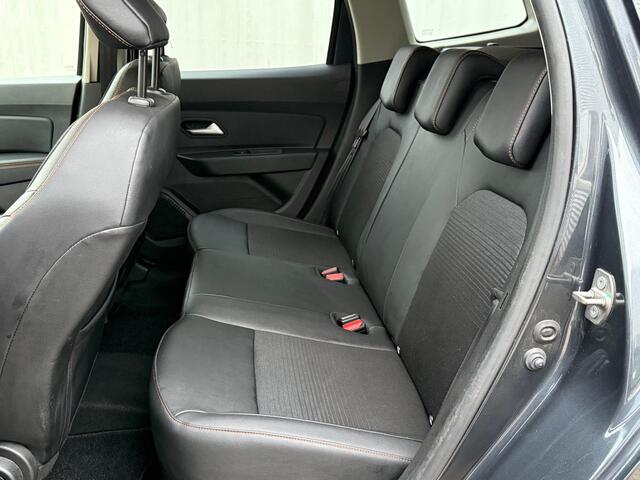 Dacia DUSTER 1.3 TCe Extreme camera/ navi / carplay etc