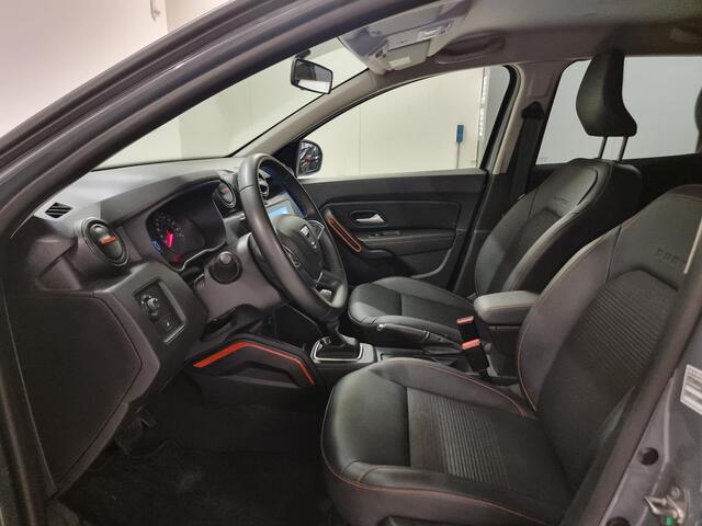 Dacia DUSTER 1.3 TCe 150 Extreme | Trekhaak | 360º Camera | Navigatie |