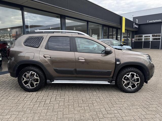 Dacia DUSTER 1.0 TCe Prestige / STOELVERWARMING / NAVIGATIE / ACHTERUITRIJCAMERA /