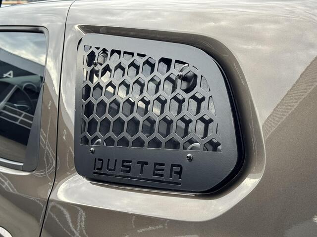 Dacia DUSTER 1.0 TCe Prestige / STOELVERWARMING / NAVIGATIE / ACHTERUITRIJCAMERA /