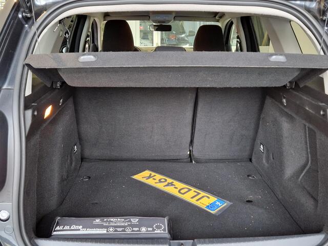 Dacia DUSTER 1.3 TCe 150 Journey NAVIGATIE | 360° CAMERA | STOELVERWARMING |