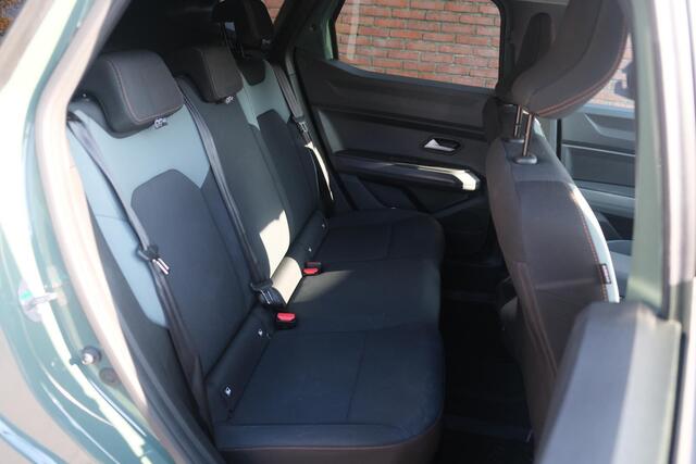 Dacia DUSTER 1.2 TCe 130pk mild hybrid Extreme | App Connect | Climate | Cruise | Keyless | Camera | PDC