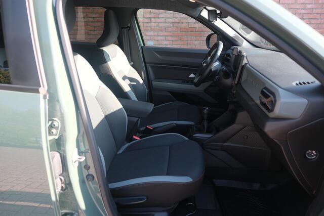 Dacia DUSTER 1.2 TCe 130pk mild hybrid Extreme | App Connect | Climate | Cruise | Keyless | Camera | PDC