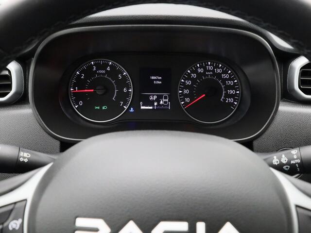 Dacia DUSTER 1.3 TCe 150 PK Automaat Extreme | 360° | CARPLAY | STOELVERWARMING | TREKHAAK