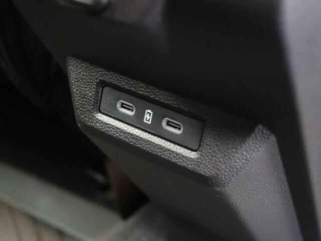 Dacia DUSTER Extreme Hybrid | Achteruitrijcamera | Cruise Control met snelheidsbegrenzer | Dacia Handsfree card voor openen, sluiten en starten zonder sleutel