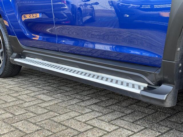 Dacia DUSTER 1.3 TCe Prestige / 1E EIGENAAR / TREKHAAK / SIDEBARS / ALL ROUND CAMERA /