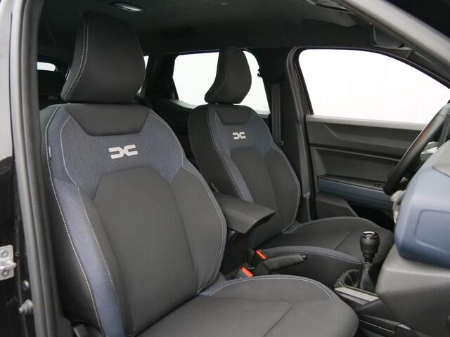 Dacia DUSTER 1.2 TCe 130 Mild Hybrid Journey 131 Pk Camera / Apple Carplay / DAB