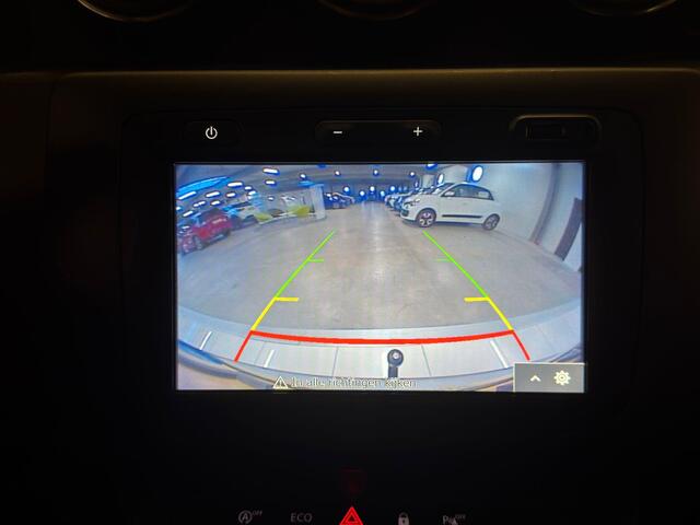 Dacia DUSTER 1.3 TCe Prestige | Trekhaak | Navigatie | Achteruitrijcamera |