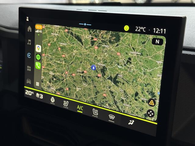 Dacia DUSTER 1.6 HYBRID EXTREME CAMERA CARLAY NAVI STOEL/STUUR/RUIT VERW. LED PDC