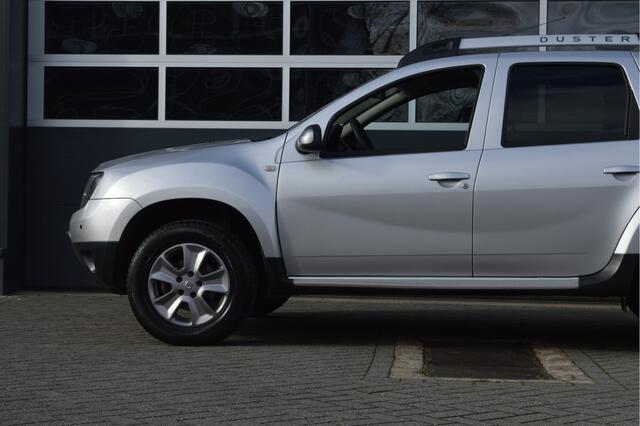 Dacia DUSTER 1.2 TCe 4x2 Lauréate | PDC/Airco/Trekhaak | 12 maanden garantie!