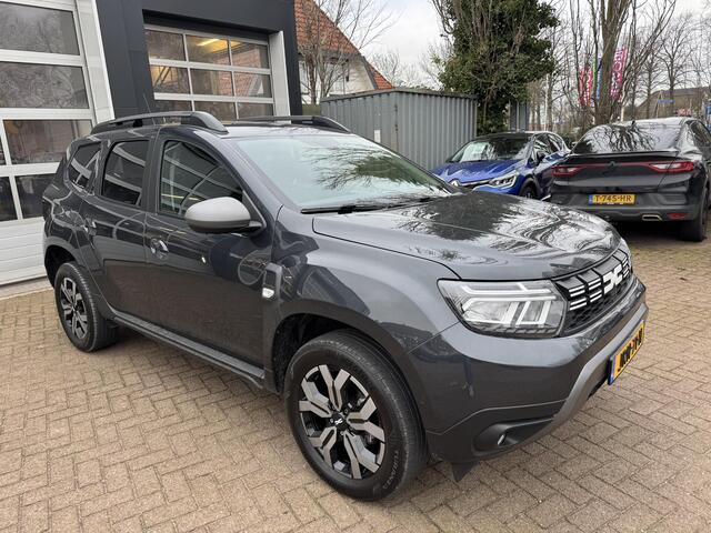 Dacia DUSTER 1.3 TCe 150 Journey+Pack Easy+360 Camera!
