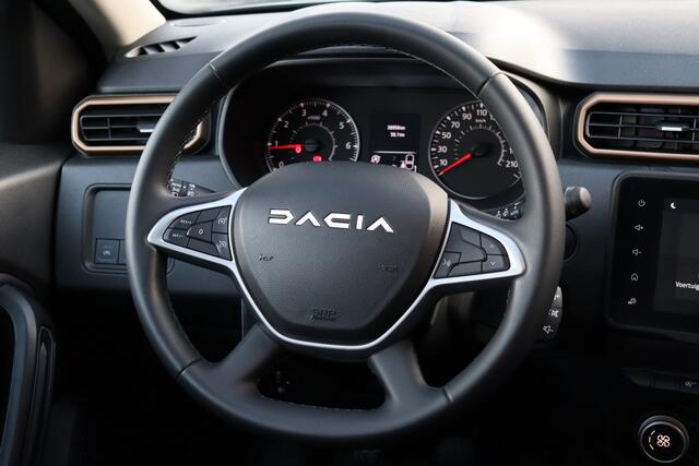 Dacia DUSTER 1.0 TCe 100 ECO-G Extreme | Navigatie | Stoelverwarming | Climate Control | Afn. Trekhaak | Cruise Control