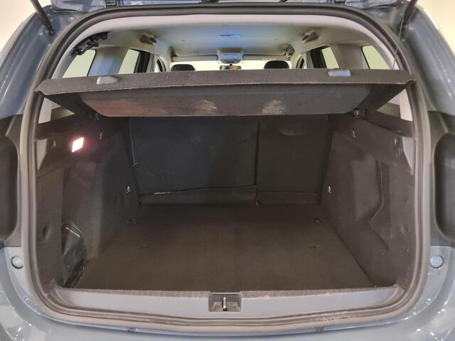 Dacia DUSTER 1.3 TCe 150 Extreme Automaat | Trekhaak | 360º Camera | Stoelverwarming |