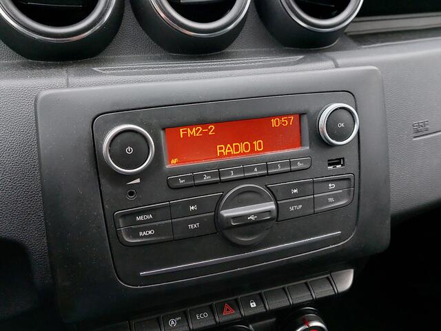 Dacia DUSTER 1.0 TCe 101pk Bi-Fuel Comfort | 1ste Eigenaar + Origineel NL | LPG-G3 | Airco | Cruise | Bluetooth Carkit+Streaming | Elek.Ramen+Spiegels | Cv+Ab | Stuurbekrachtiging | Mistlampen | 16''lm