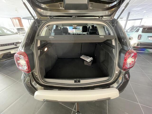 Dacia DUSTER 1.0 TCe Bi-Fuel Prestige / TREKHAAK / ACHTERUITRIJCAMERA / DODEHOEKSENSOREN / PARKEERSENSOREN / CRUISE CONTROL