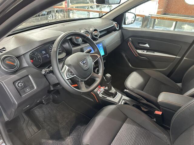 Dacia DUSTER 1.3 TCe Extreme | TREKHAAK | BLIND SPOT | 360 CAMERA | PARKEERSENSOREN | CLIMATE CONTROL | CRUISE CONTROL | CARPLAY