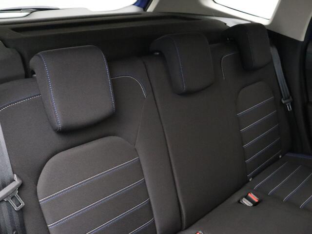 Dacia DUSTER TCe 130pk Serie Limitee 15th Anniversary | Cruise Control | Climate Control | Navigatie | Trekhaak | Lichtmetalen Velgen |