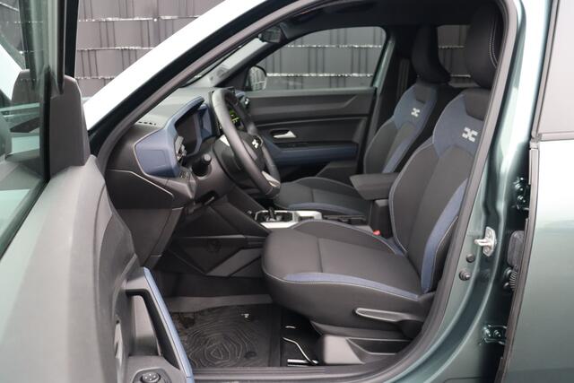 Dacia DUSTER 1.6 Hybrid 140 Journey HEV | Stoel-/Stuurverwarming | Navigatie | 360 Camera | Trekhaak | Cruise Control