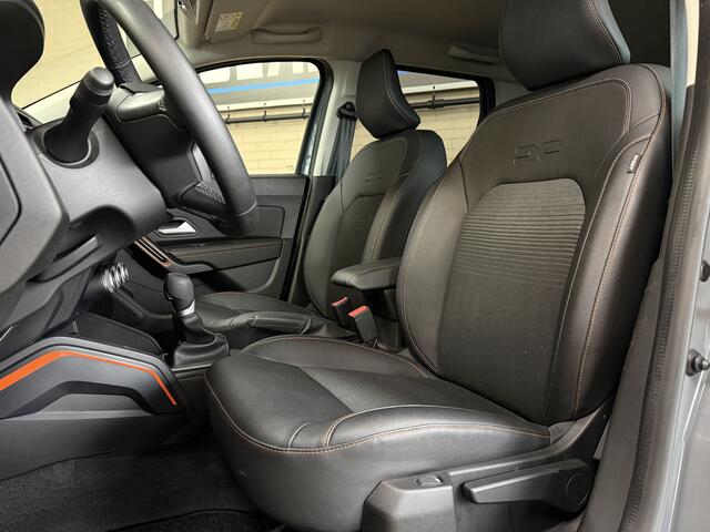 Dacia DUSTER 1.3 TCe 150 Extreme | Navi | 17" | Blindspot | 360 | Stoelverwarming | Cruise control | 100% Dealer onderhouden!