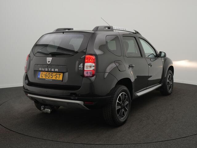 Dacia DUSTER TCe 125 4x4 Lauréate - RIJKLAARPRIJS - Vierwielaandrijving! - All Seasonbanden - Achteruitrijcamera - Trekhaak