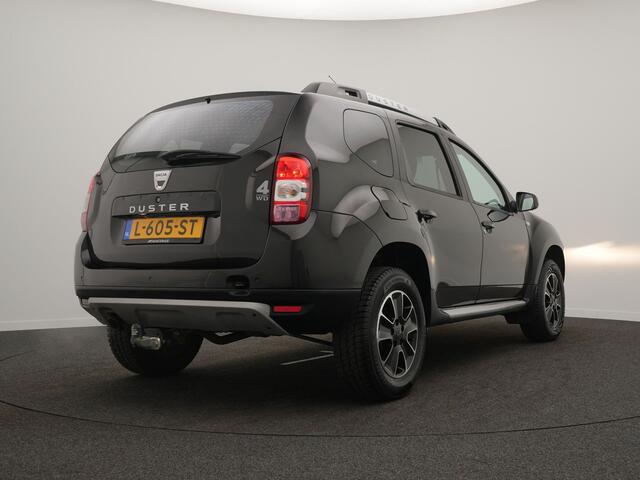 Dacia DUSTER TCe 125 4x4 Lauréate - RIJKLAARPRIJS - Vierwielaandrijving! - All Seasonbanden - Achteruitrijcamera - Trekhaak